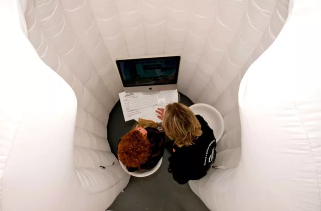 Location Legs Gonflable Evénementiel - Location Mobilier Evénementiel Gonflable