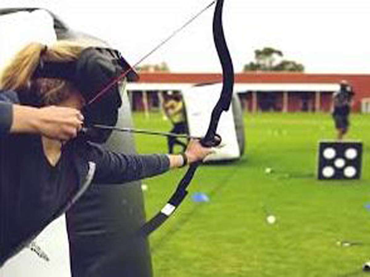 Animation événementielle Paintball avec un Arc - Location Animation Paintball avec un Arc pour événements