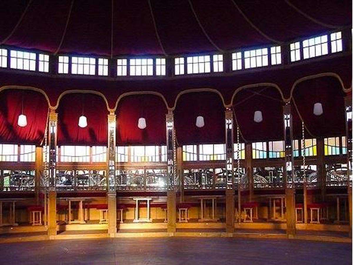 Location Chapiteau Forain Evénementiel 20m - Location Tente et Chapiteaux Evénementiel