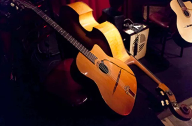 Animation Musicale Jazz Manouche - Animation Evénementielle Jazz Manouche Centre Commercial