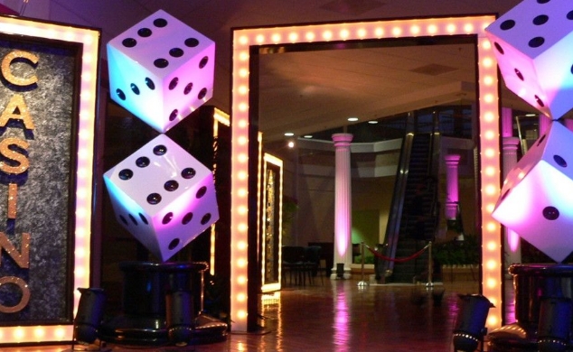 Location Chapiteau Forain Evénementiel 14m - Location Tente et Chapiteaux Evénementiel